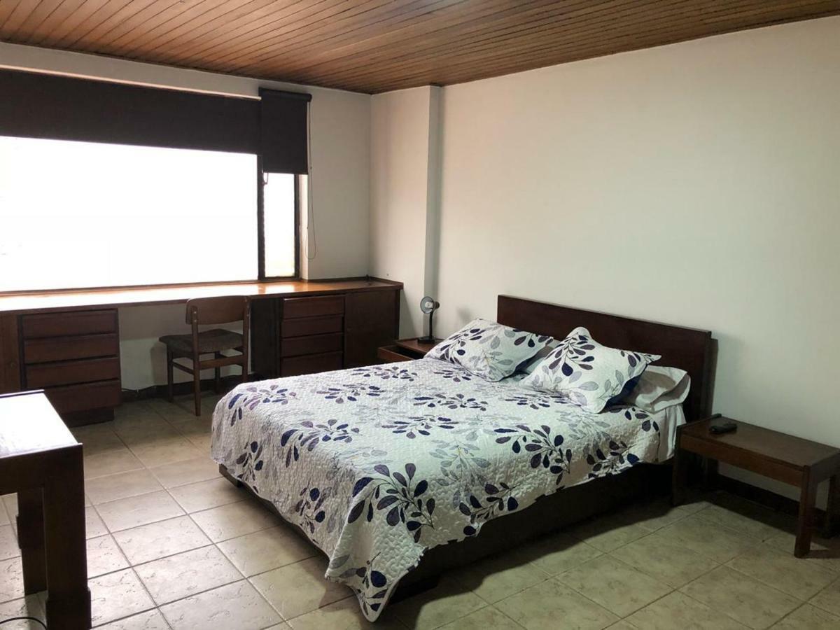 Apartamentos Percales ボゴタ エクステリア 写真